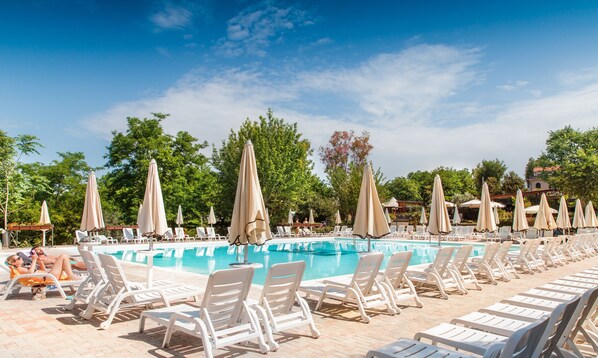 Seasonal outdoor pool