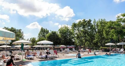 hu Roma Camping In Town