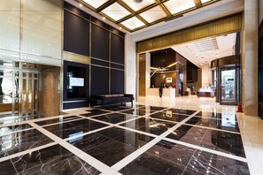 Lobby - The Riverside Hotel (Seoul)