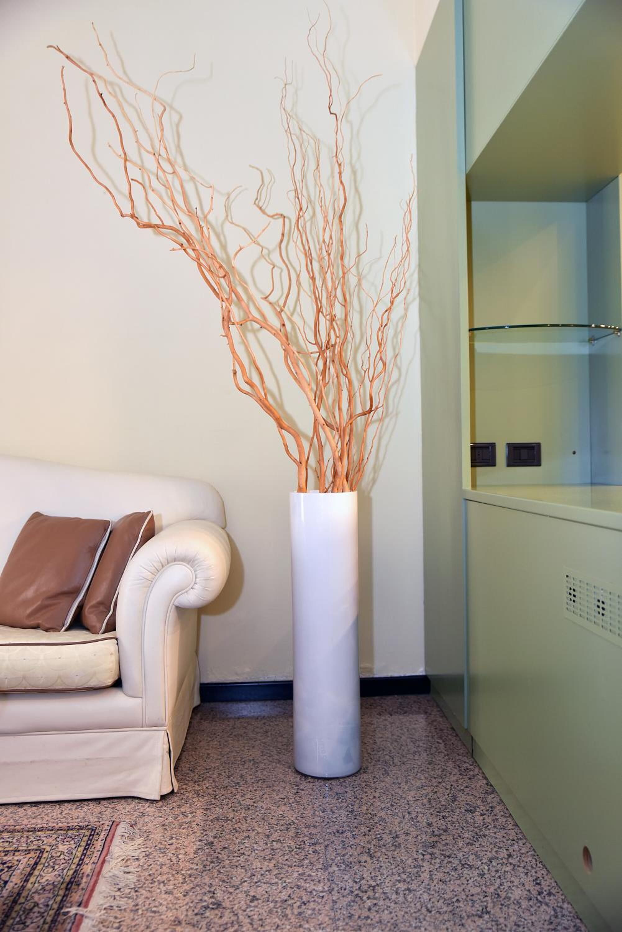 المنشأة من الداخل