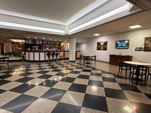 Bar (en el alojamiento)
