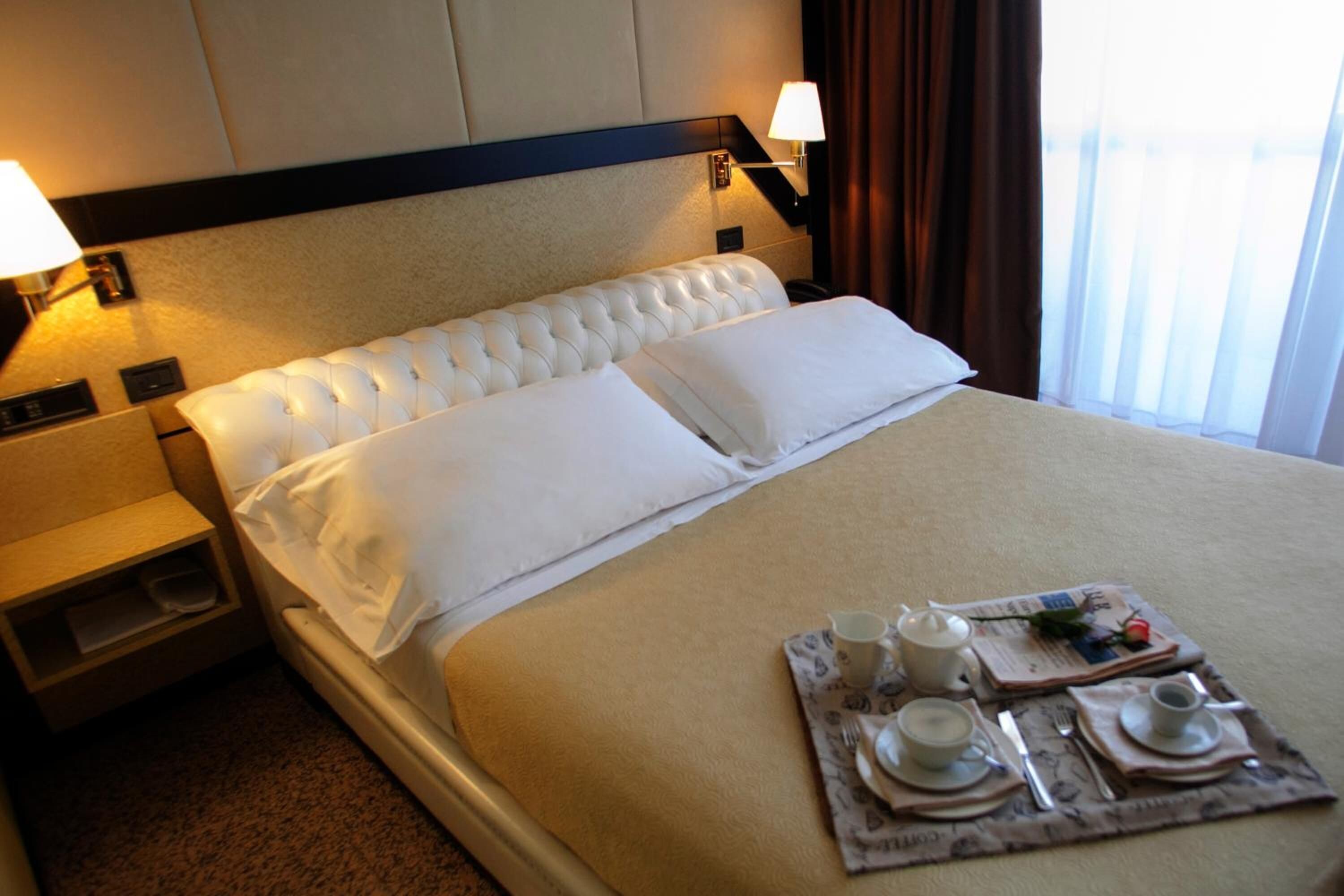 Minibar, in-room safe, desk, laptop workspace