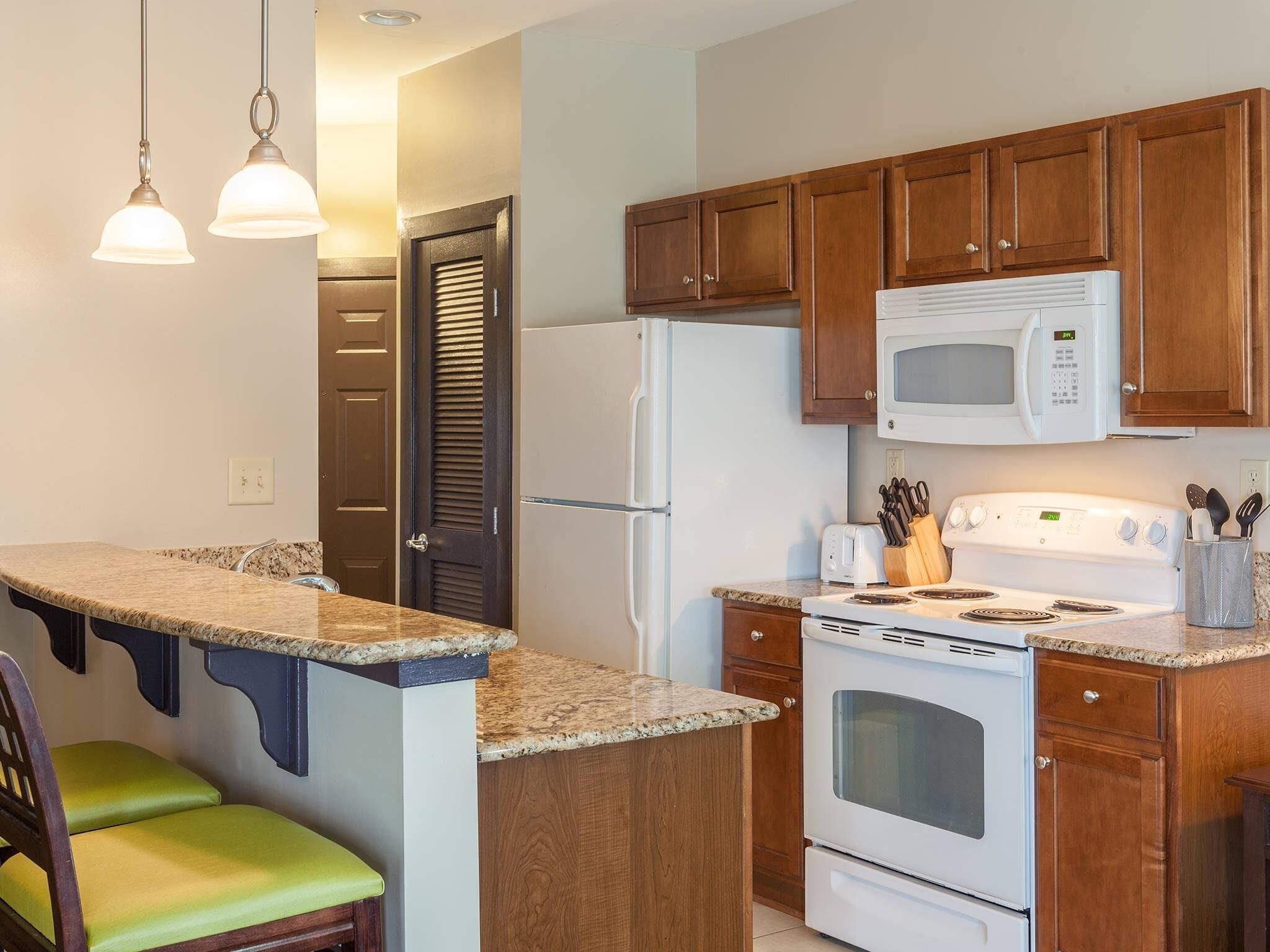 Décoration personnalisée, ameublement personnalisé, bureau