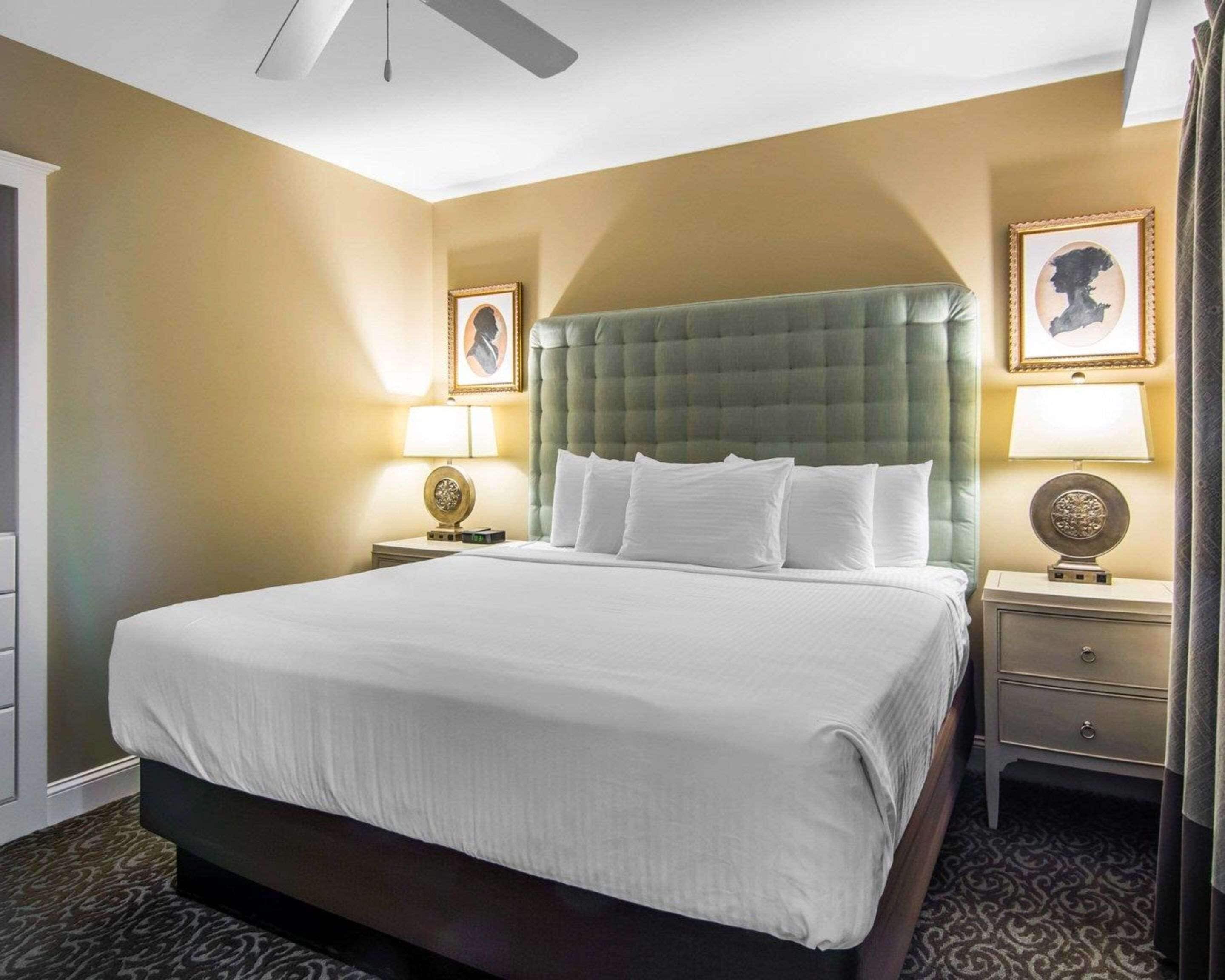 individually decorated, individually furnished, desk, laptop workspace