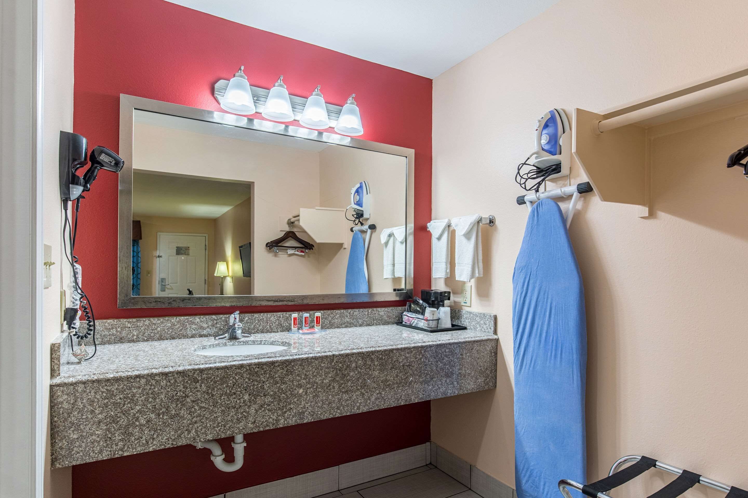 pillow-top beds, desk, iron/ironing board, free wifi