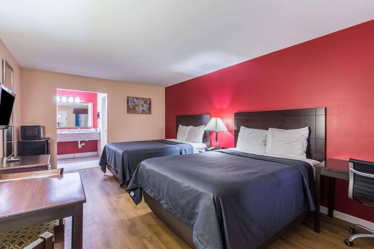 Pillowtop beds, desk, iron/ironing board, WiFi (free)