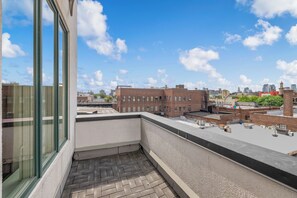 Terrace/patio - Aura Hotel Brooklyn (Brooklyn)