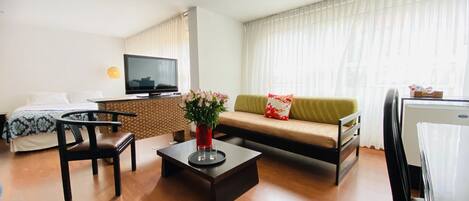 Junior Room | Living room | Plasma TV