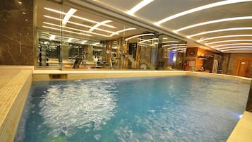 Tina de hidromasaje interior