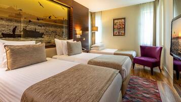 Chambre Triple Standard | 1 chambre, literie de qualité supérieure, surmatelas, minibar