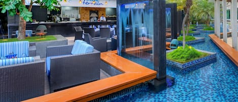 2 restaurants servant le petit déjeuner, spécialités Cuisine au barbecue