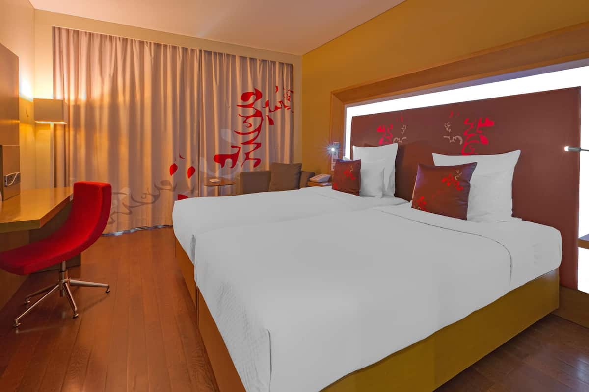 Premier-Zimmer, 2 Einzelbetten | 1 Schlafzimmer, hochwertige Bettwaren, Daunenbettdecken, Minibar
