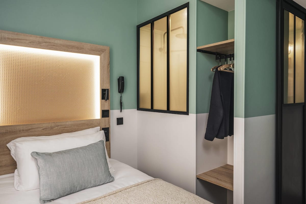 Standaard kamer, 1 eenpersoonsbed | 1 slaapkamer, luxe beddengoed, pillowtop-bedden, een bureau