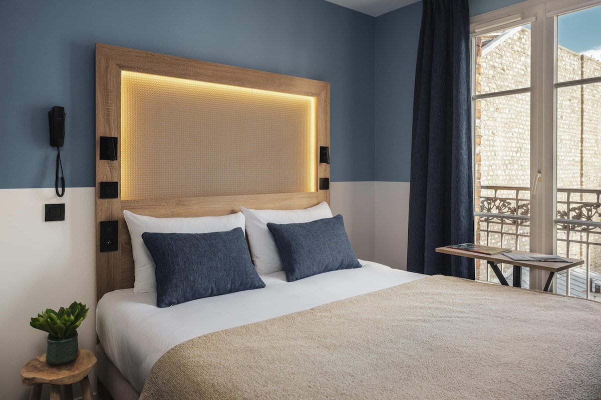 Literie de qualité supérieure, surmatelas, bureau, chambres insonorisées