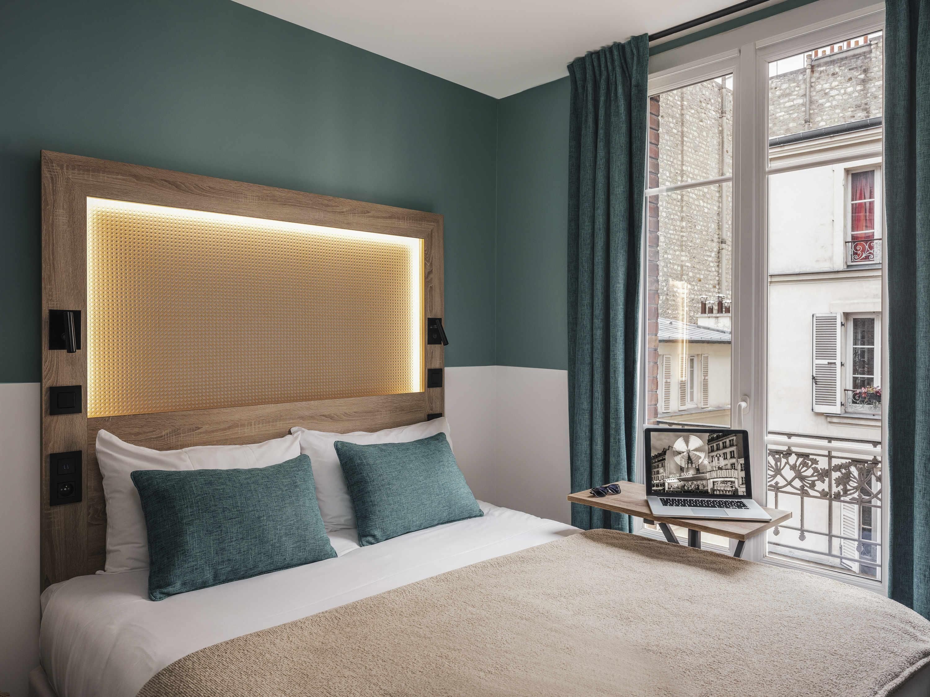 1 bedroom, premium bedding, pillow-top beds, desk