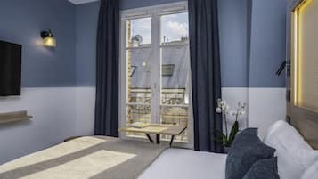 1 chambre, literie de qualité supérieure, surmatelas, bureau