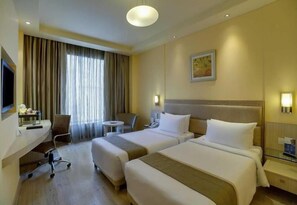1 bedroom, minibar, in-room safe, desk