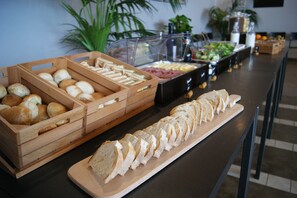 Bữa sáng buffet
