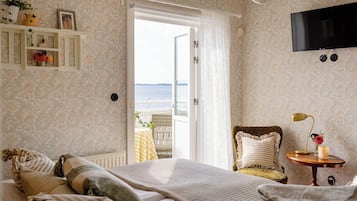 1-6 People Bedroom | Individuell inredning, unika möbler, strykjärn/strykbräda och barnsängar