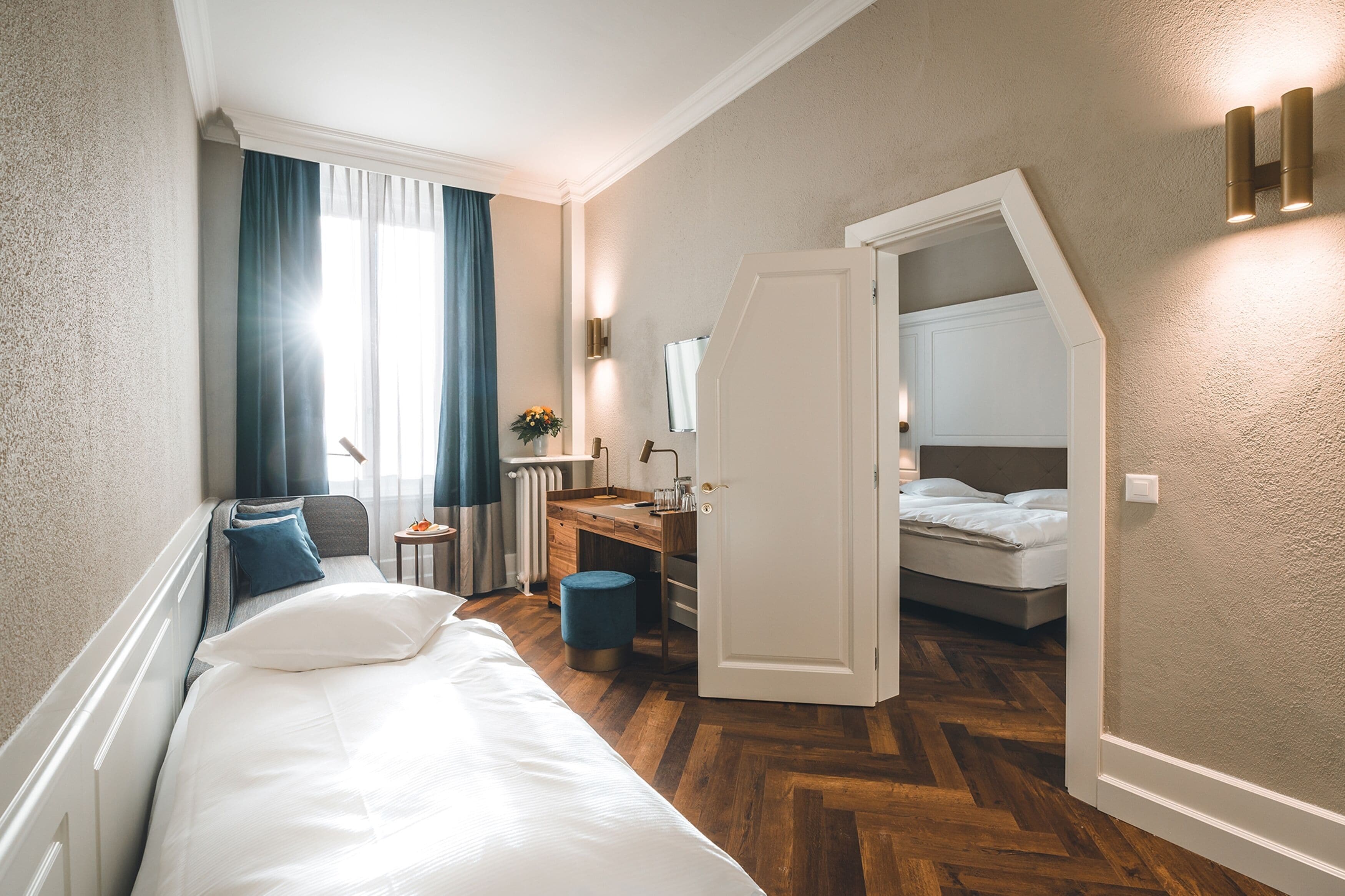 Boutique Double Room Deluxe | Minibar, in-room safe, free WiFi, bed sheets