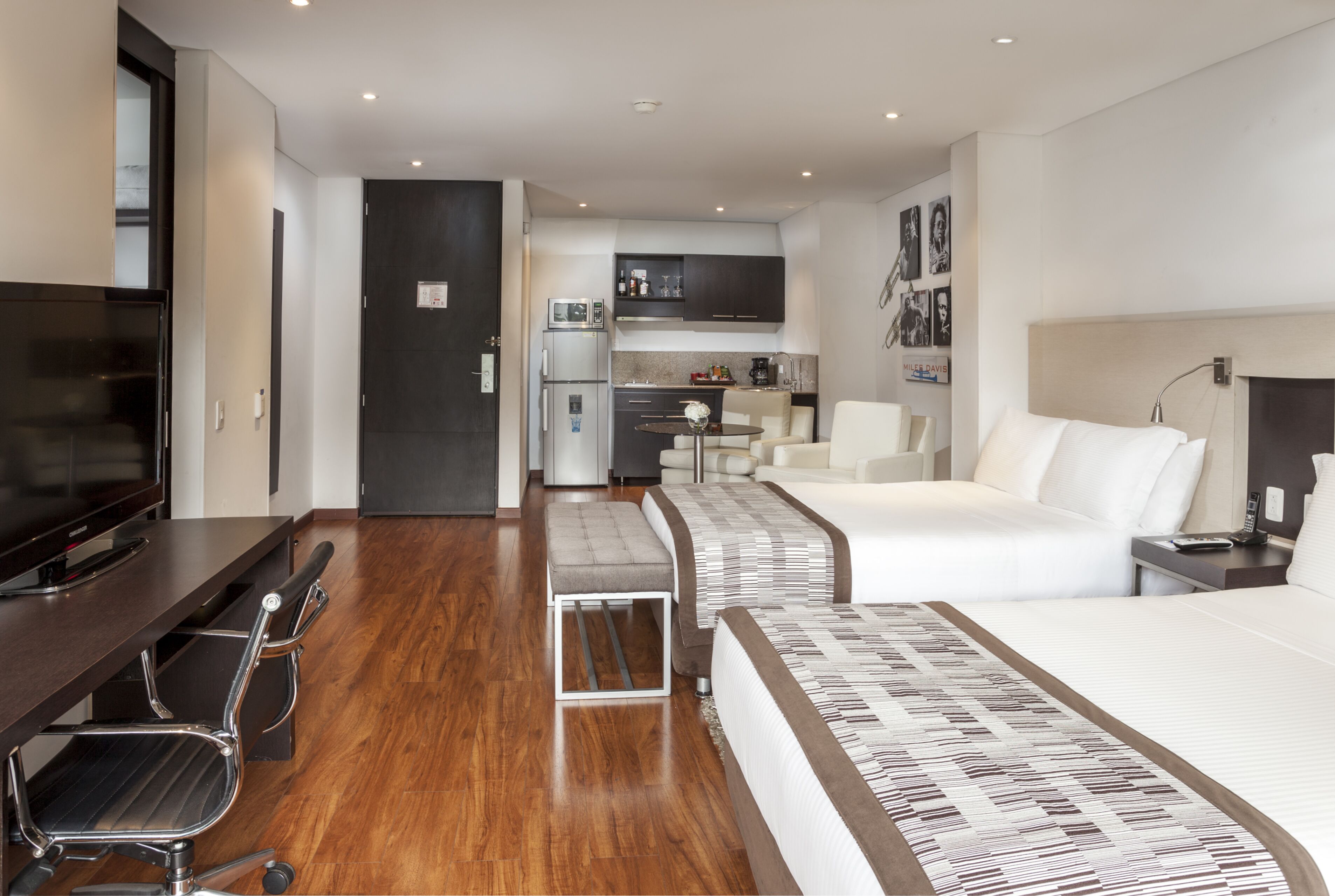 Photo - Jazz Apartments