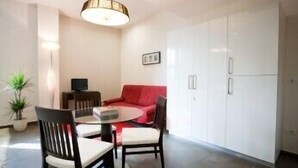 Living area - Mosaico Suite (Cesena)