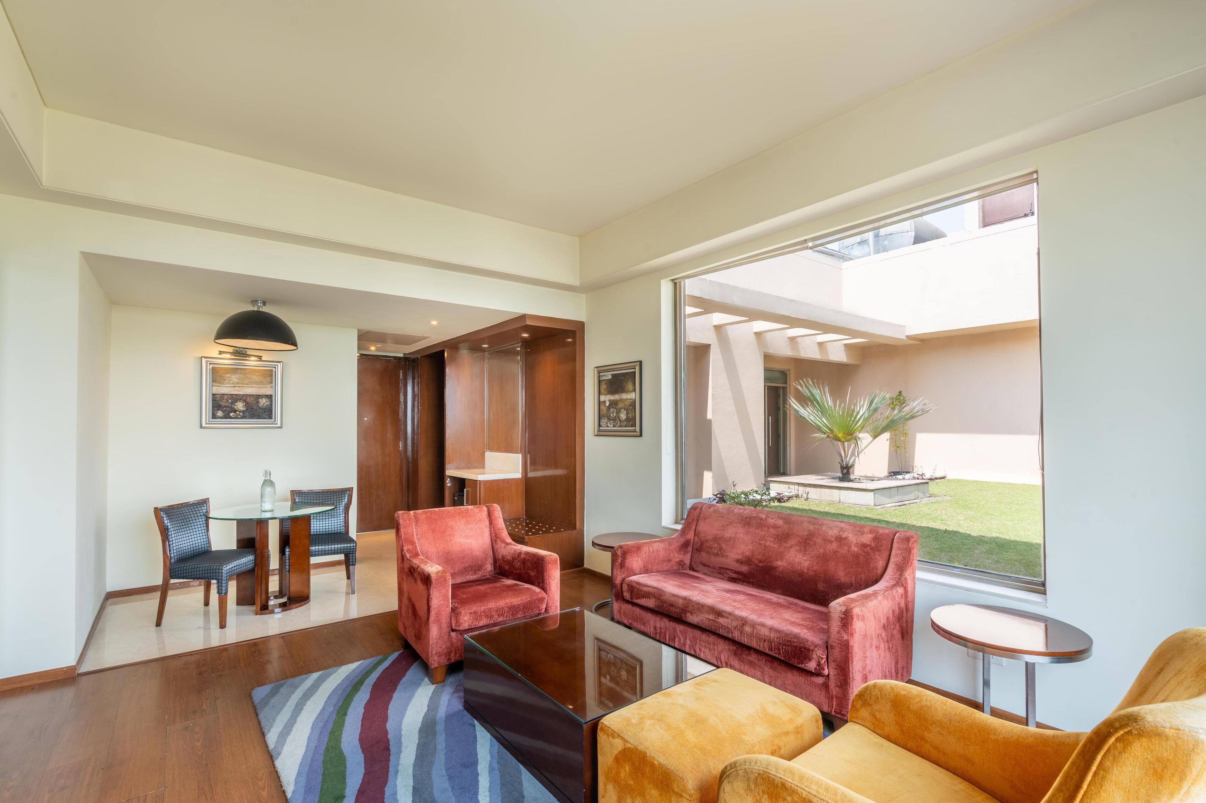 minibar, in-room safe, desk, laptop workspace