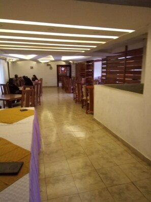 Breakfast, lunch, dinner served; local cuisine  - Jimlizer Hotel (Nairobi)