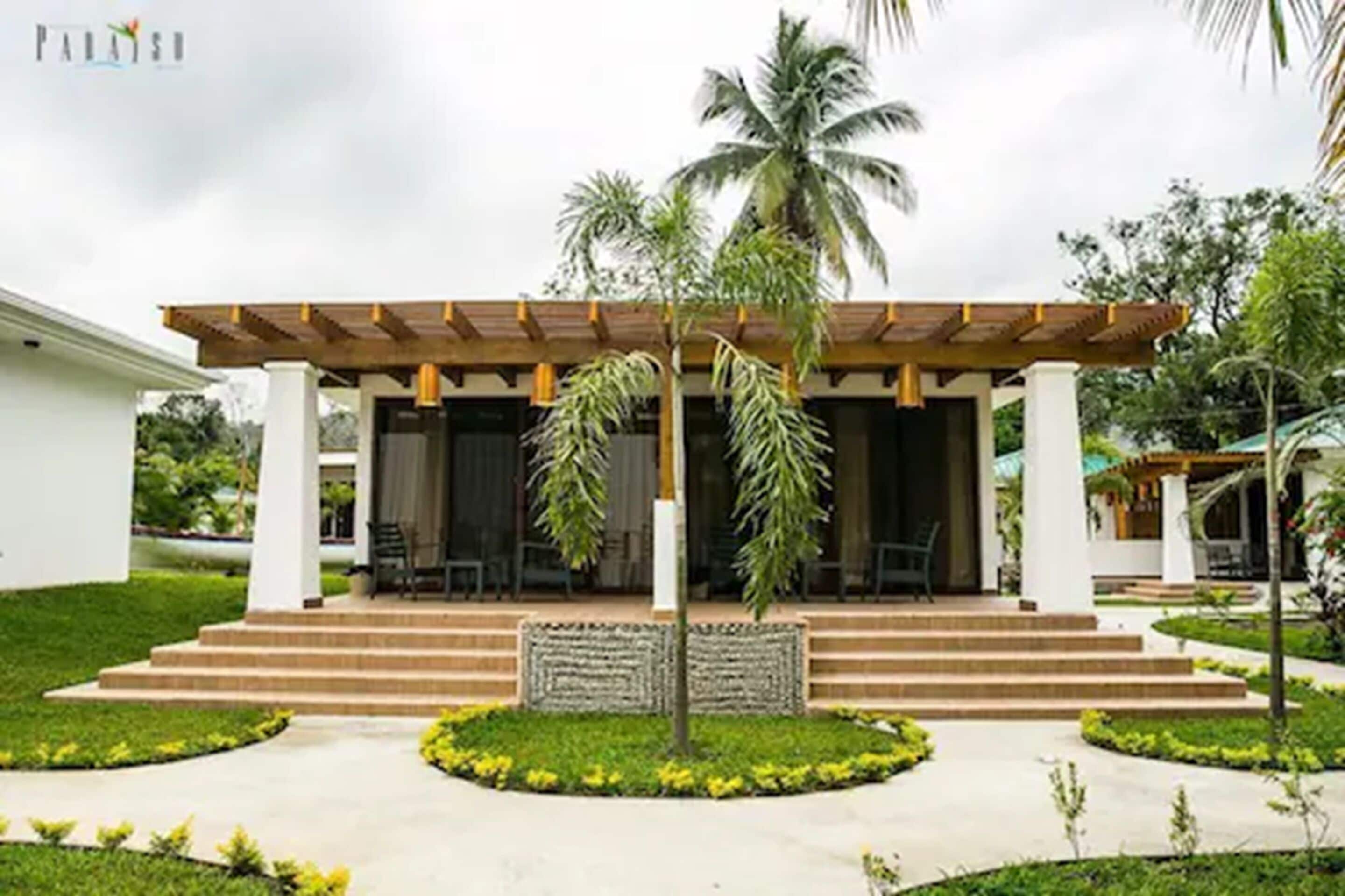 Chambre Simple Premium, 1 grand lit, vue jardin | Literie de qualité supérieure, coffres-forts dans les chambres