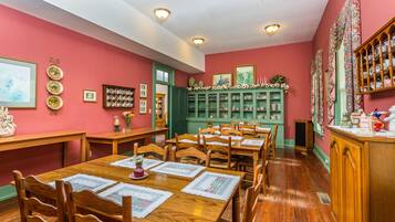 Free daily full breakfast