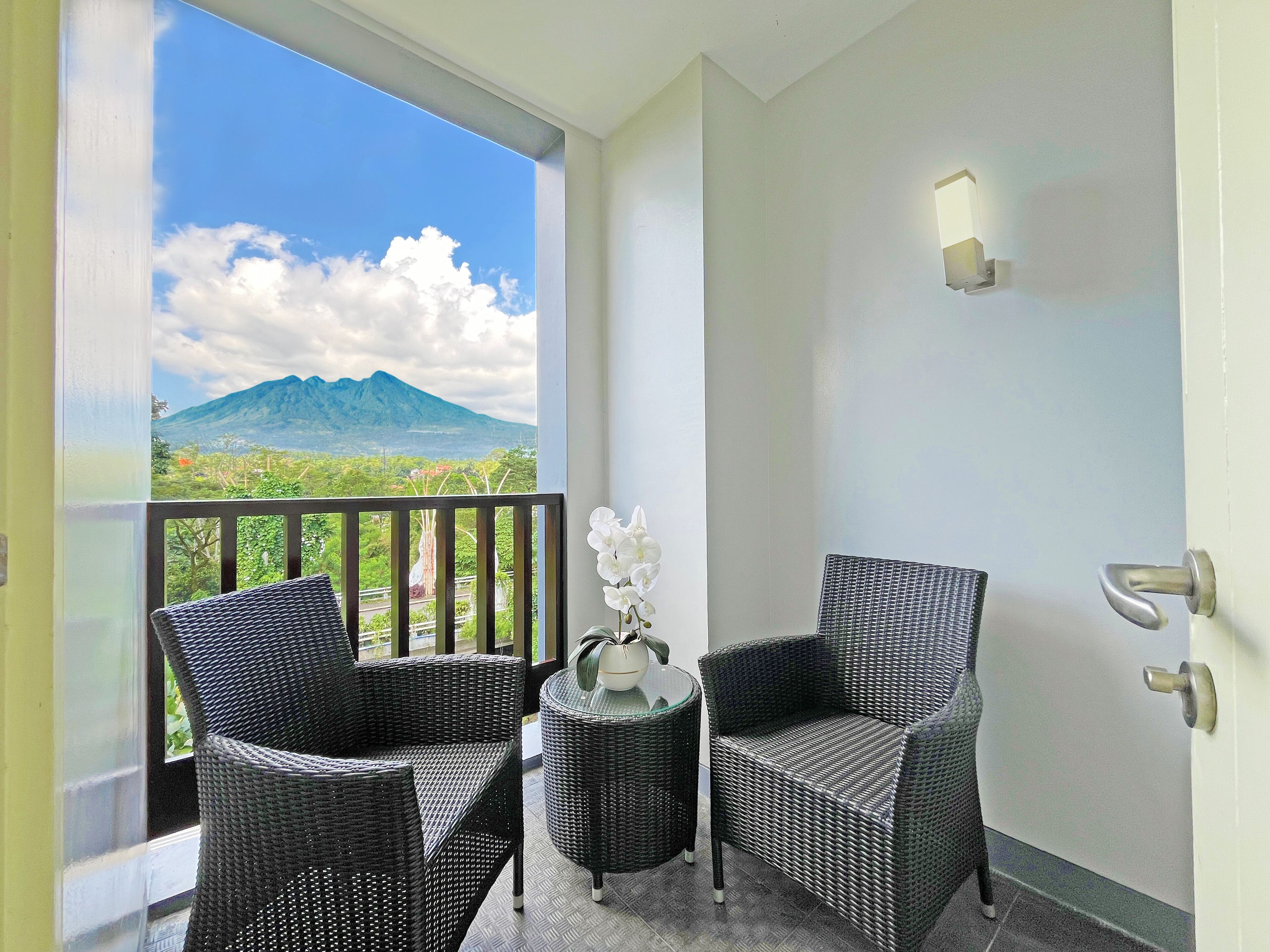 Superior Room | Balcony