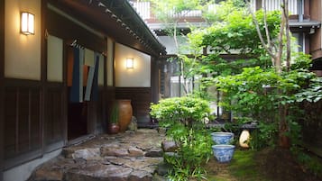 住宿入口