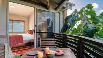 Cottage, 1 Queen Bed, Mountain View