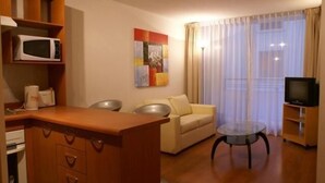 Hochwertige Bettwaren, Daunenbettdecken, Minibar, Verdunkelungsvorhänge