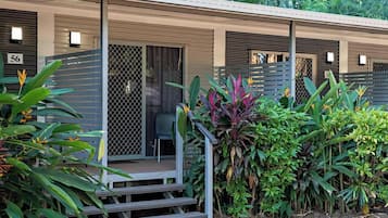 Kamar Keluarga | Teras/patio