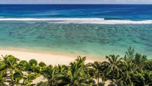 Beach nearby - The Cooks Oasis (Rarotonga)