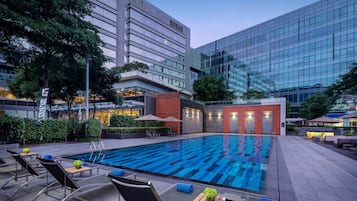 Outdoor pool, pool loungers
