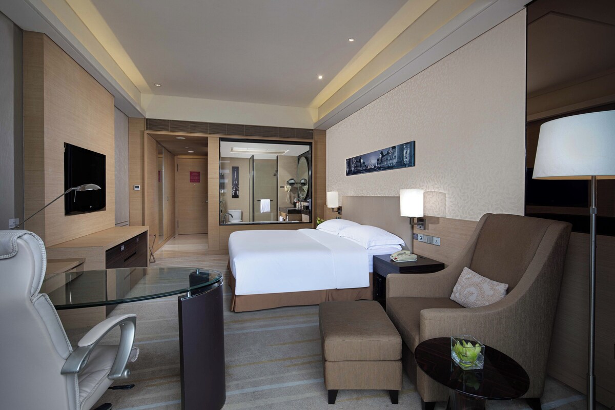 Premium bedding, down duvets, memory-foam beds, minibar