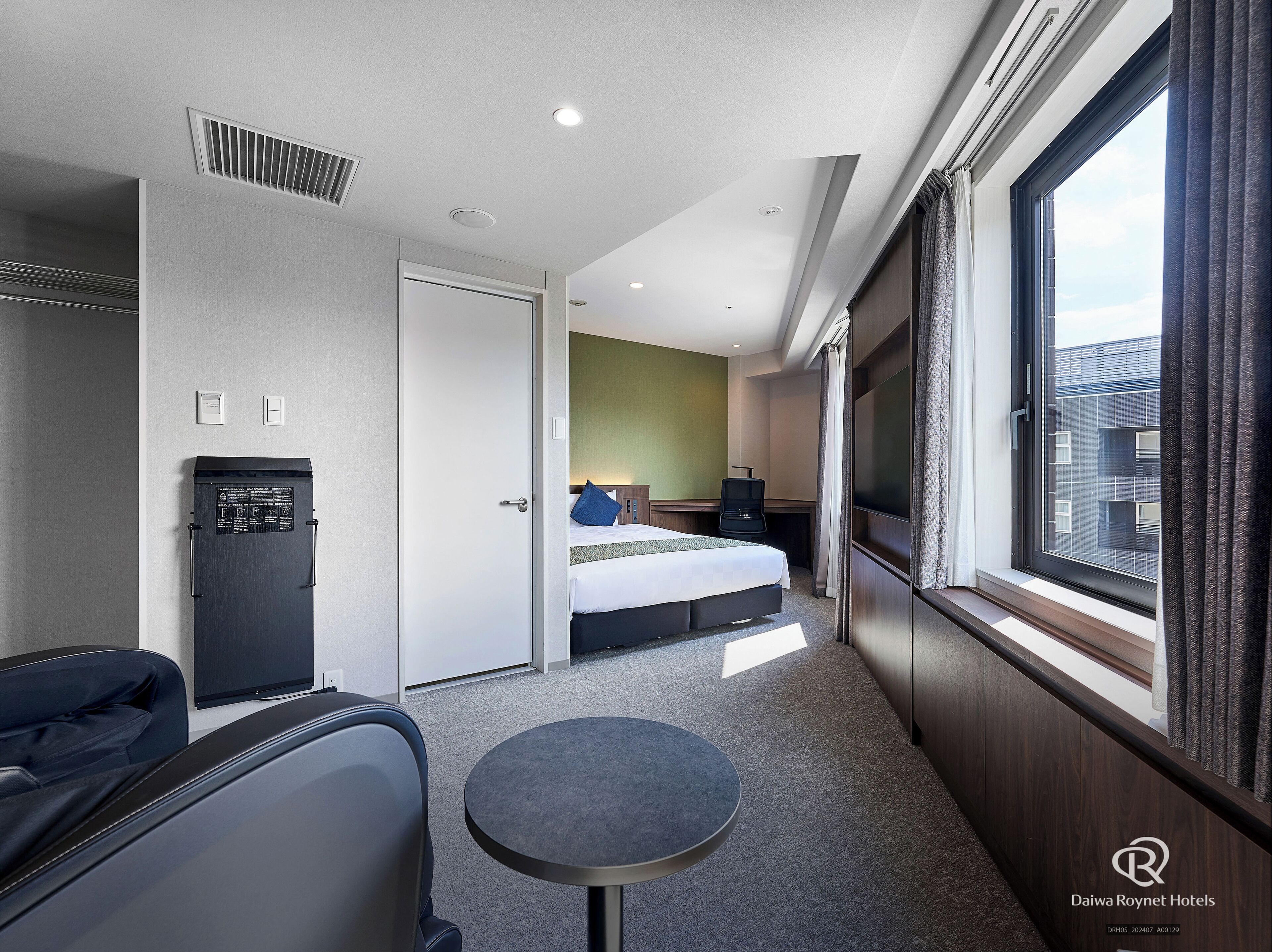 deluxe double room, non smoking | premium bedding, down duvets, blackout curtains, free wifi