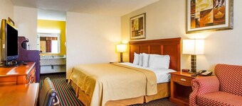 Quality Inn Dyersburg I-155