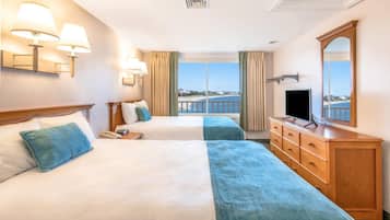 Suite, 2 habitaciones, 2 baños (Admiralty) | Tabla de planchar con plancha, cunas (de pago), camas supletorias