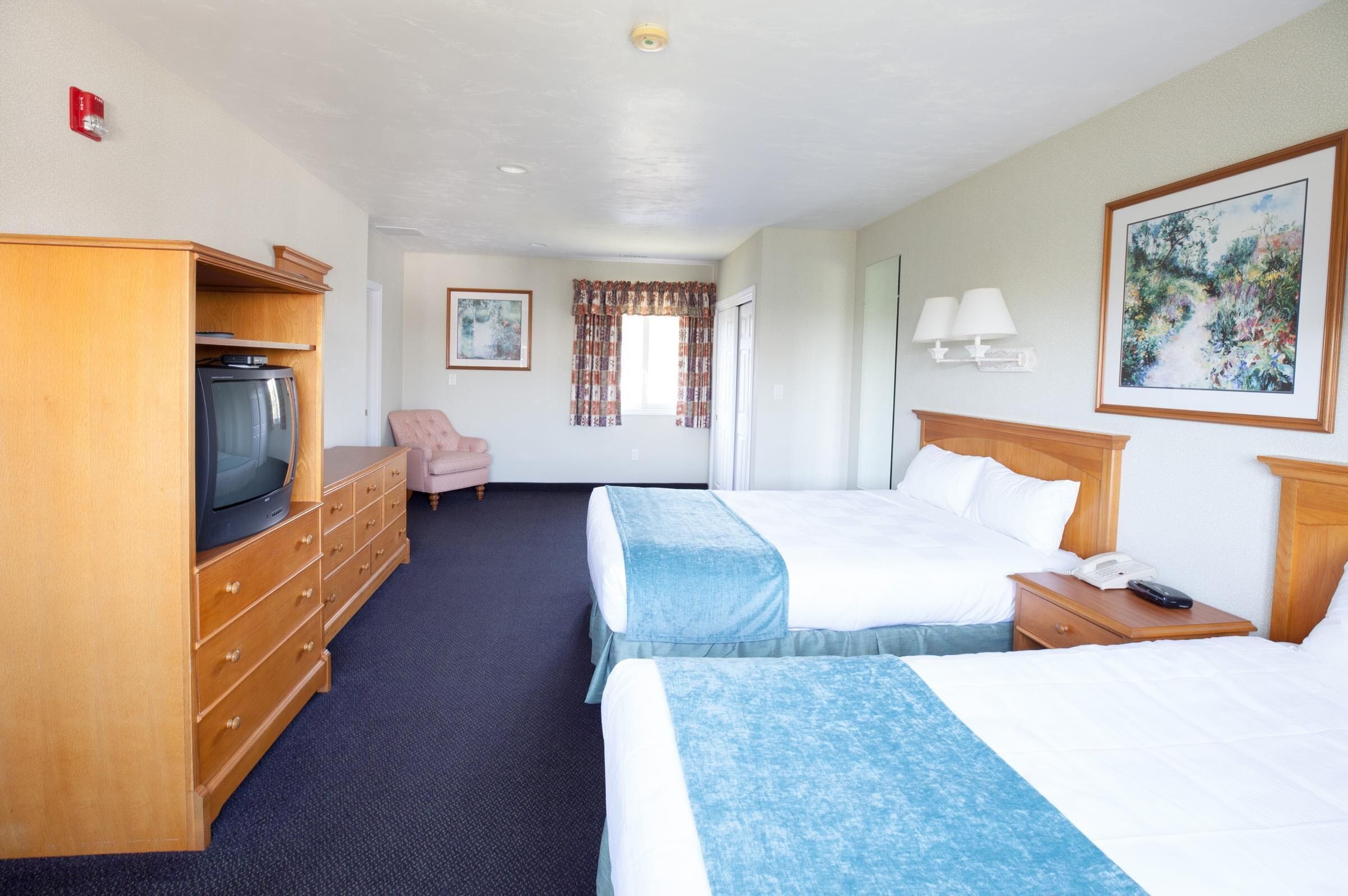 Room, Multiple Beds (2 Bath Townhouse)