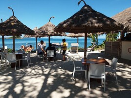 Bar (en el alojamiento)