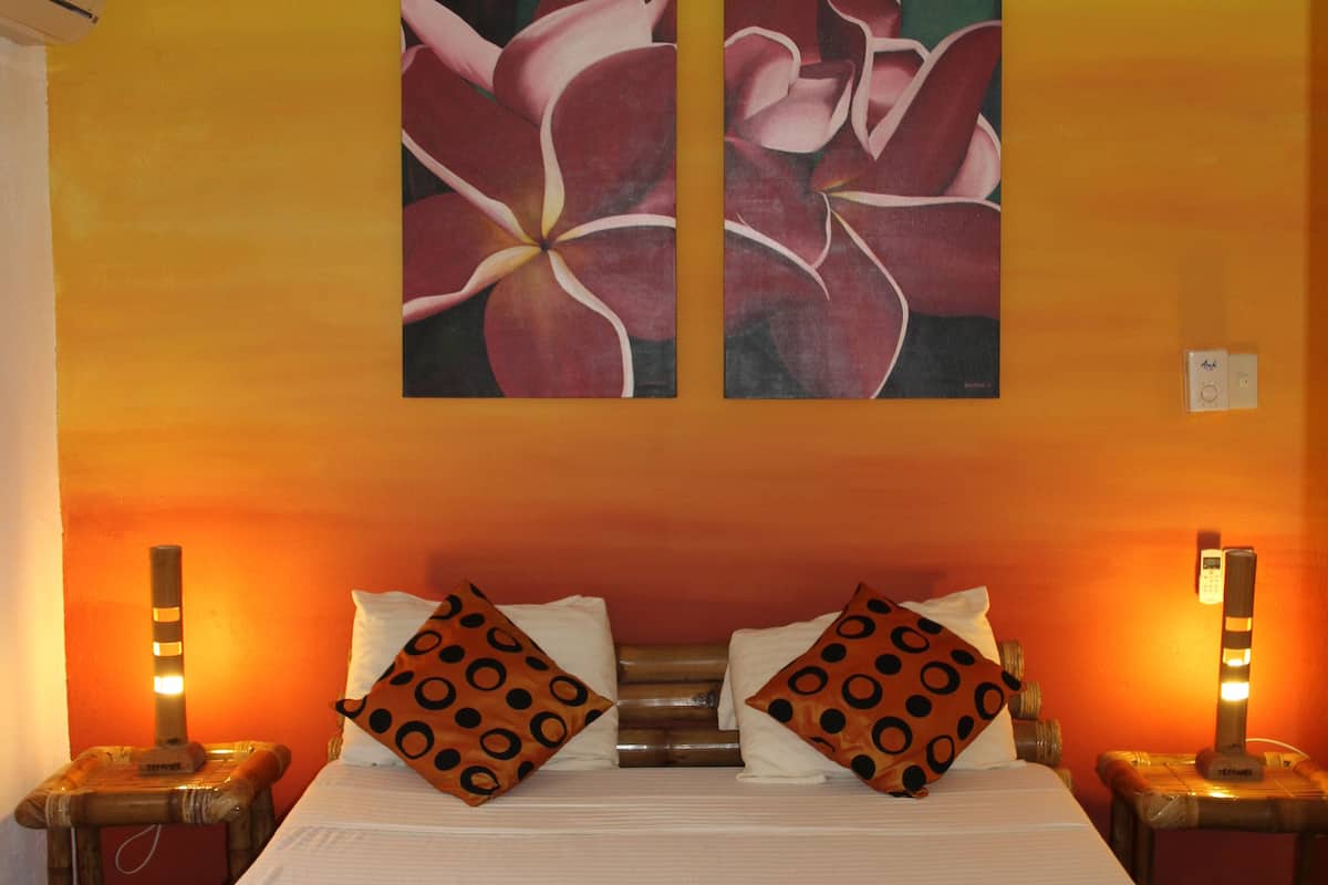 egyptian cotton sheets, premium bedding, memory-foam beds, minibar