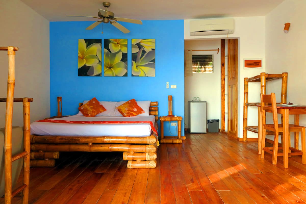 egyptian cotton sheets, premium bedding, memory-foam beds, minibar