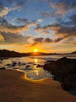 靠近海滩、沙滩毛巾