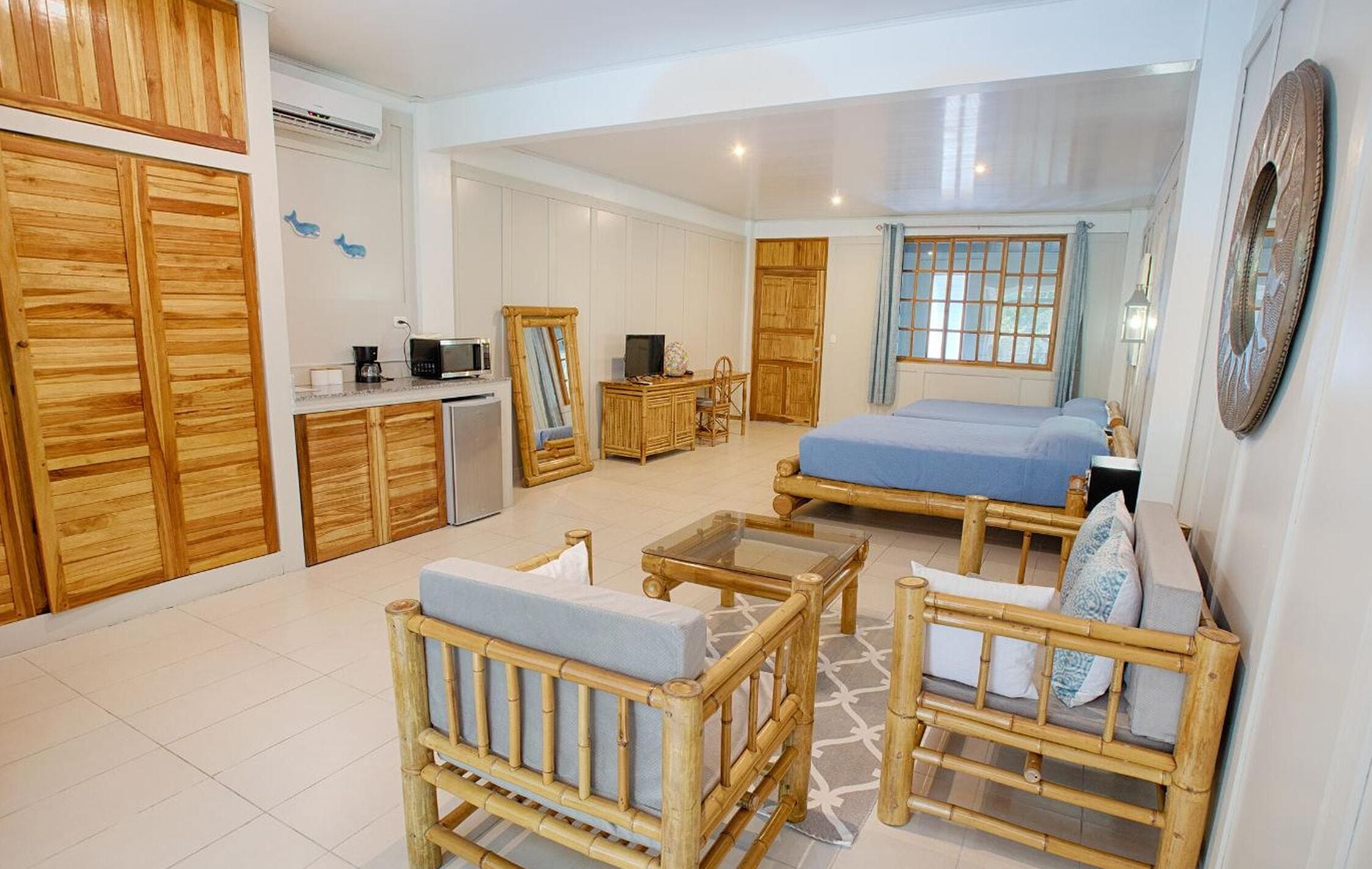 2 bedrooms, in-room safe, individually decorated, individually furnished