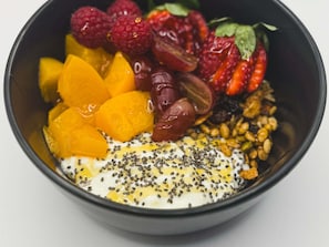 Frukost enligt egen beställning varje dag mot avgift