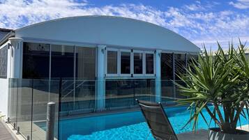 Outdoor pool, pool loungers