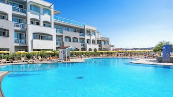 Sesongbasert utendørsbasseng